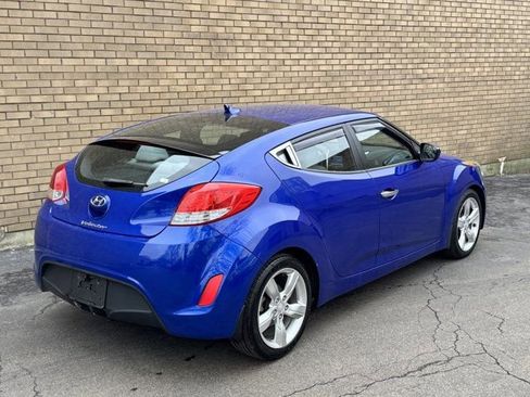 Used 2012 Hyundai Veloster image 18