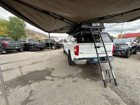 Used 2019 Toyota Tundra SR5 w/ SR5 Upgrade Package image 3