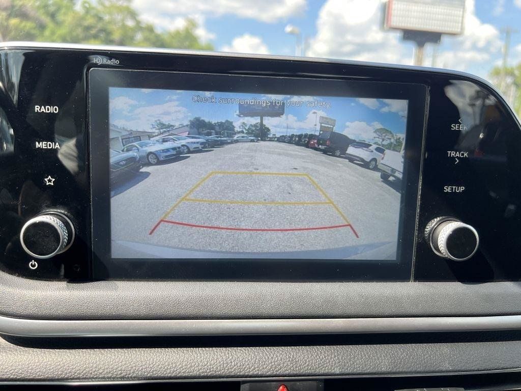 Used 2021 Hyundai Sonata SE FWD image 16