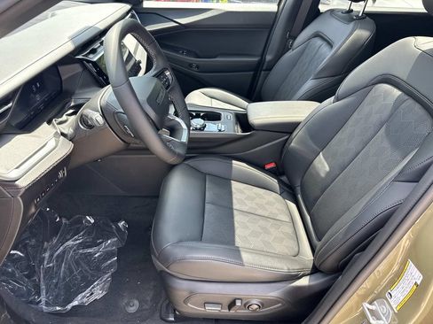 New 2026 Jeep Cherokee Overland AWD/4WD image 13