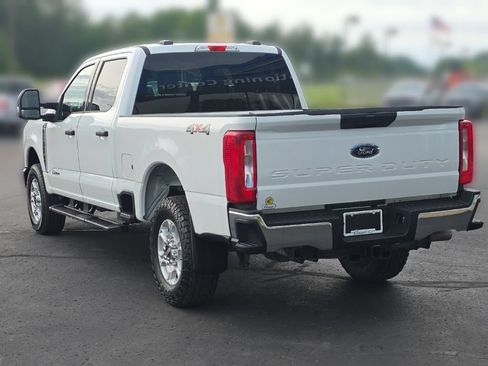 Used 2025 Ford F250 XLT AWD/4WD image 5