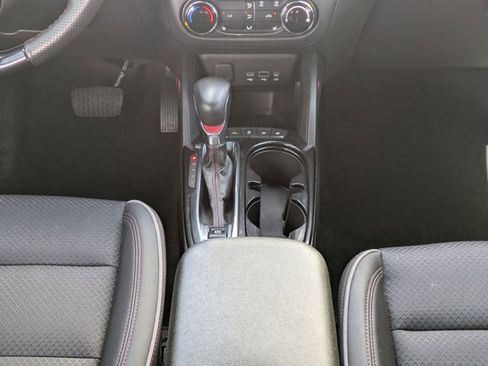 Used 2022 Chevrolet TrailBlazer RS image 17