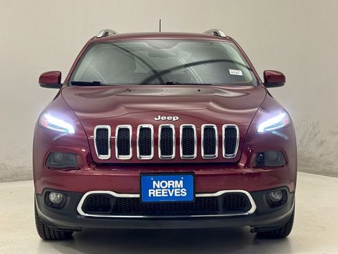Used 2016 Jeep Cherokee Limited w/ Luxury Group FWD image 3