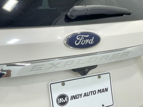 Used 2018 Ford Explorer Limited w/ Equipment Group 301A image 39