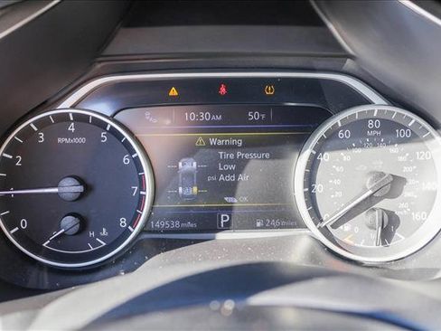 Used 2018 Nissan Murano SV w/ Premium Package image 15