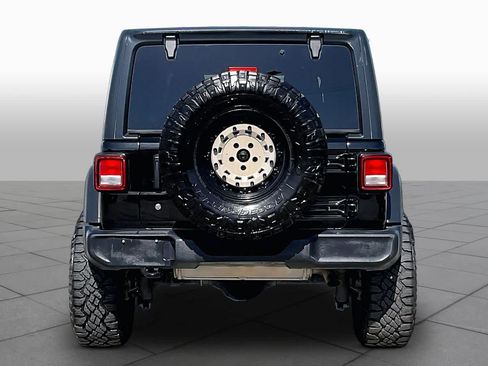 Used 2018 Jeep Wrangler Unlimited Sport S AWD/4WD image 5