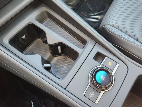 New 2026 Volkswagen Tiguan SE AWD/4WD image 11