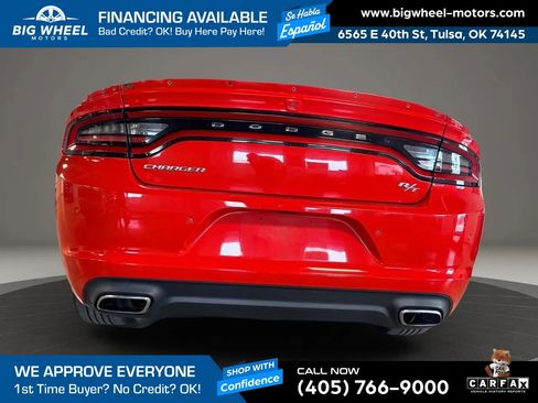 Used 2018 Dodge Charger R/T RWD image 4
