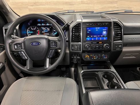 Used 2022 Ford F350 XLT w/ XLT Premium Package image 2