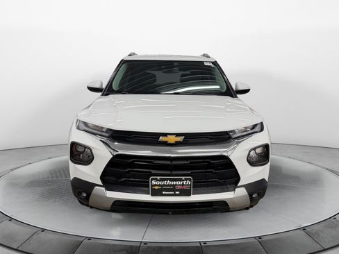 Used 2023 Chevrolet TrailBlazer LT w/ Convenience Package AWD/4WD image 7