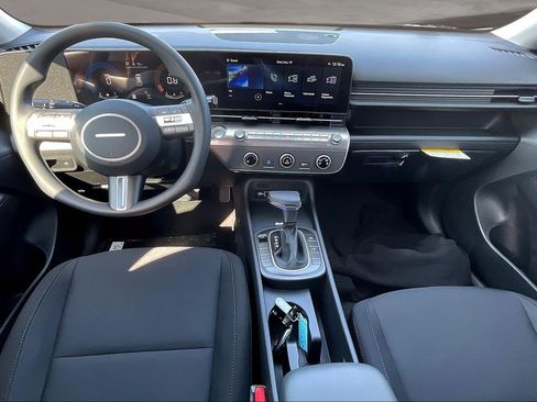 New 2026 Hyundai Kona SE FWD image 5