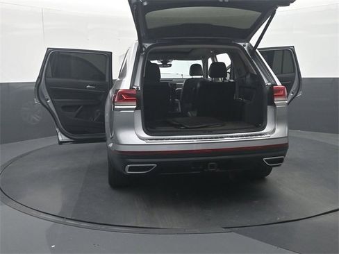 Used 2021 Volkswagen Atlas SEL image 40