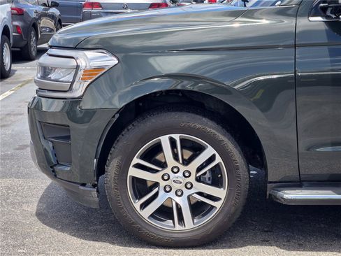Certified 2023 Ford Expedition XLT RWD image 9