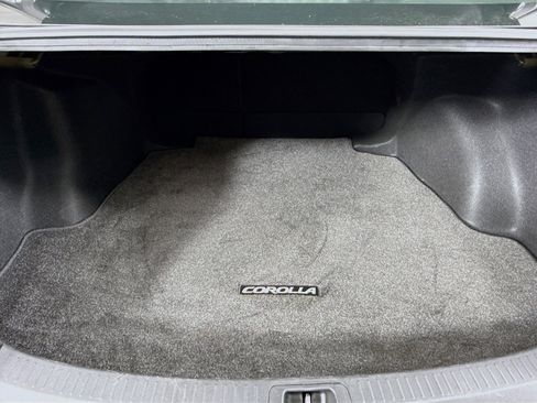 Used 2024 Toyota Corolla LE image 36