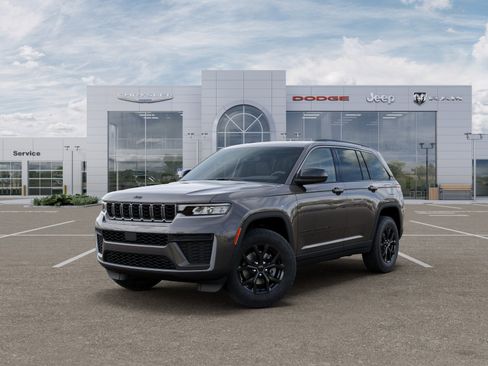 New 2026 Jeep Grand Cherokee Altitude image 27