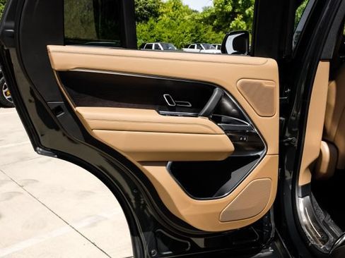 New 2026 Land Rover Range Rover SE AWD/4WD image 57