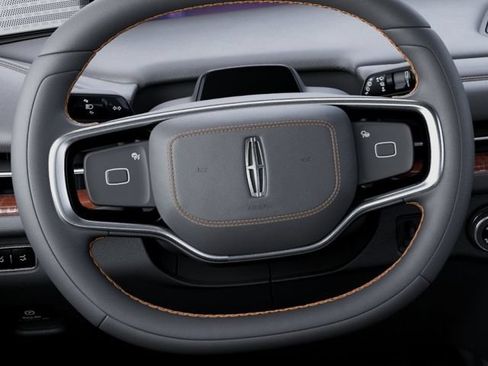 New 2027 Lincoln Navigator Black Label AWD/4WD image 12