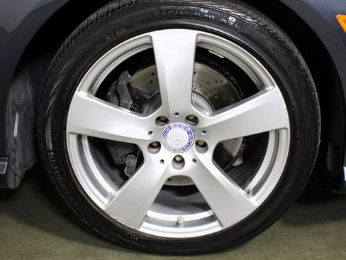 Used 2012 Mercedes-Benz E 350 4MATIC Sedan image 12