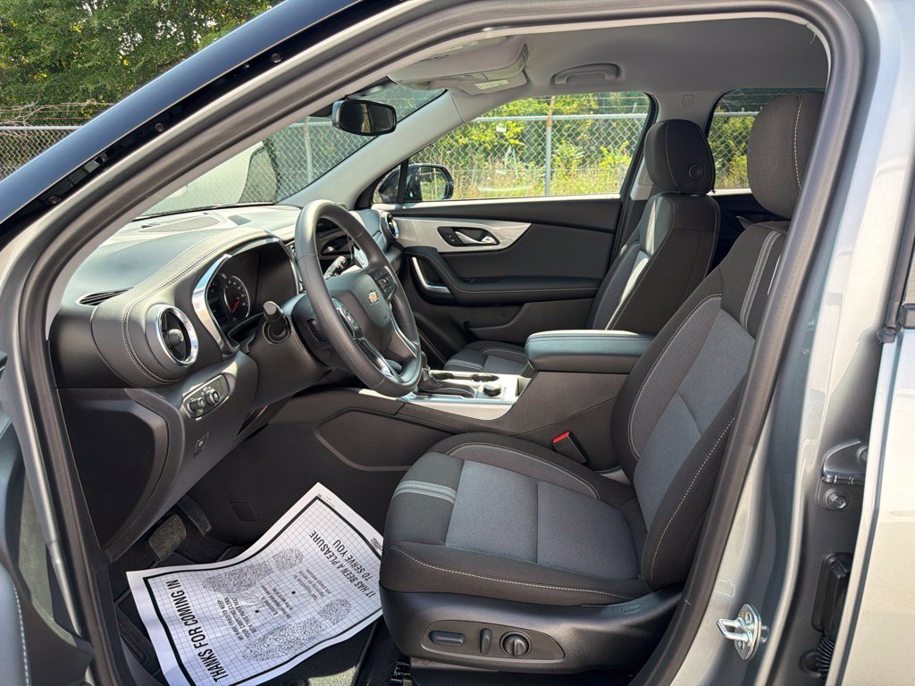 New 2026 Chevrolet Blazer LT w/ Convenience Package FWD image 21