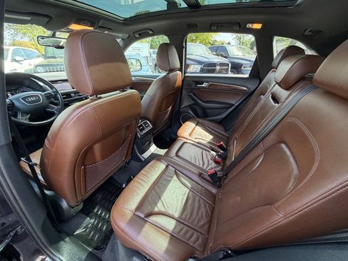 Used 2016 Audi Q5 2.0T Premium Plus w/ Technology Package AWD/4WD image 23