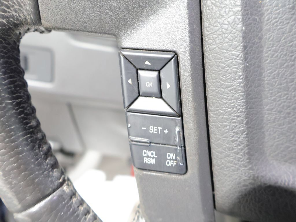 Used 2013 Ford F150 XLT w/ XLT Chrome Pkg AWD/4WD image 31
