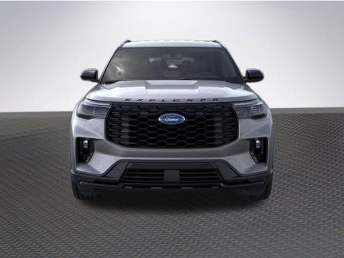 New 2026 Ford Explorer ST-Line image 6