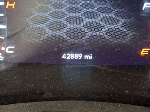 Used 2021 Dodge Charger SXT w/ Plus Group image 16