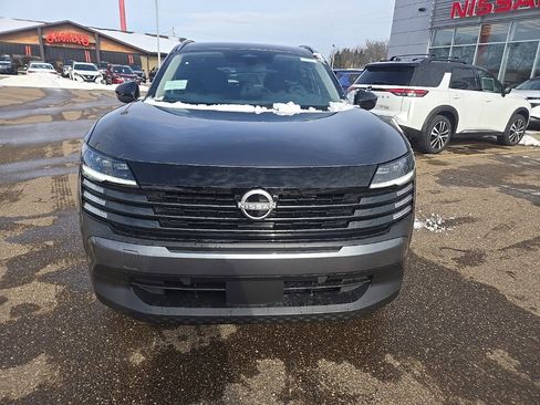 New 2026 Nissan Kicks SV image 2