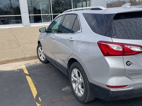 Used 2020 Chevrolet Equinox Premier w/ LPO, Floor Liner Package AWD/4WD image 2