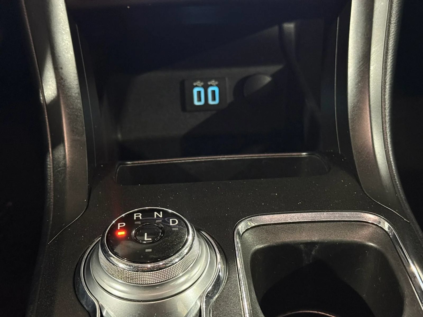 Used 2020 Ford Fusion Titanium FWD image 36