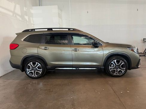 Certified 2024 Subaru Ascent Touring AWD/4WD image 15