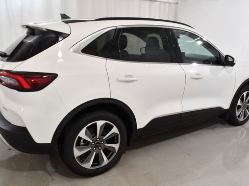 Used 2025 Ford Escape Platinum w/ Premium Technology Package image 11