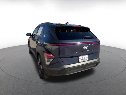 Used 2025 Hyundai Kona SEL image 11