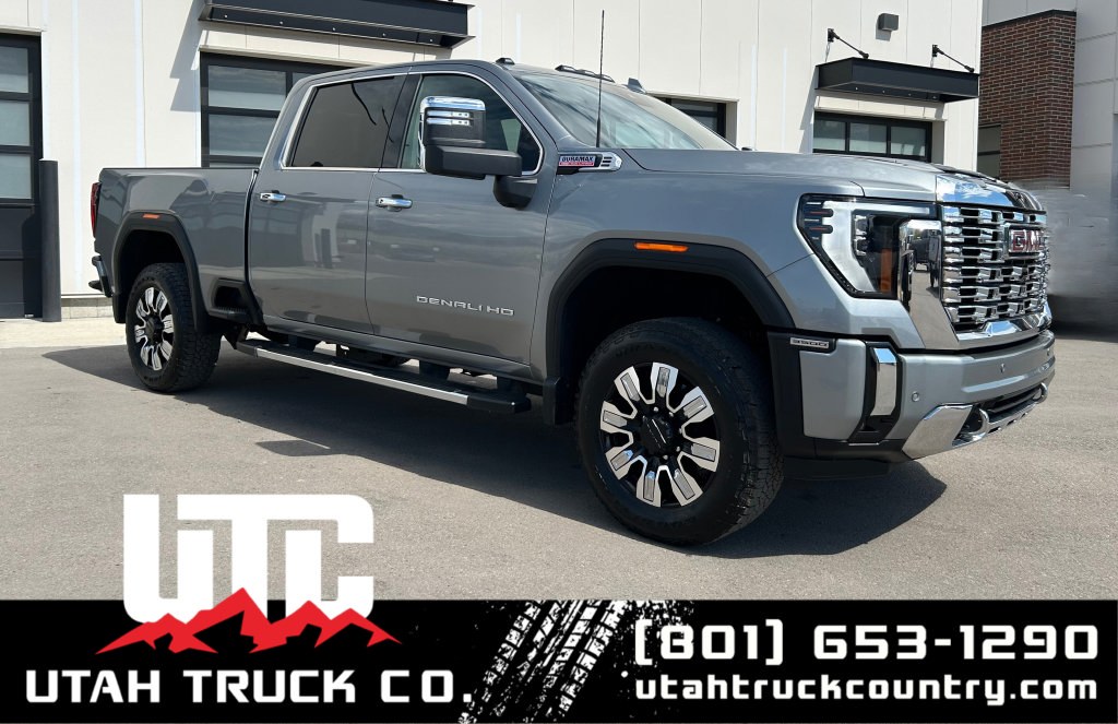 Used 2026 GMC Sierra 3500 Denali w/ Denali Reserve Package AWD/4WD image 1