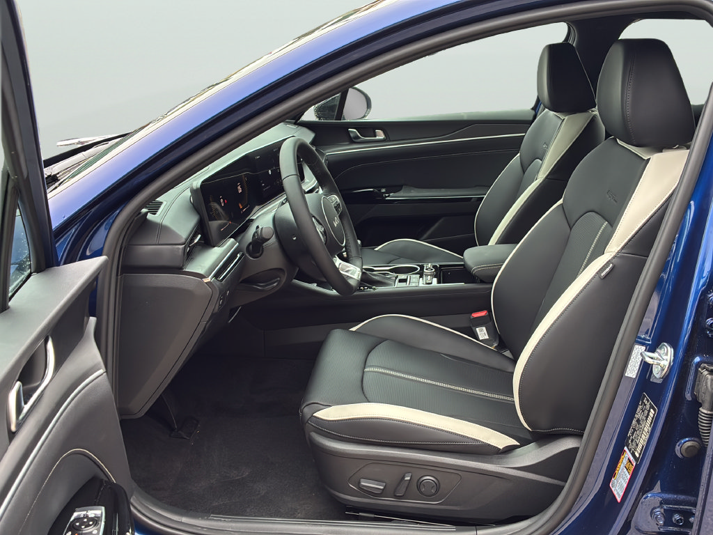 New 2026 Kia K5 GT-Line FWD image 13