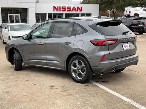 Used 2023 Ford Escape ST-Line image 7