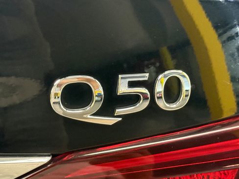 Used 2019 INFINITI Q50 Luxe w/ Essential Package (3.0T Luxe) image 14