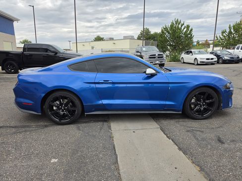 Used 2019 Ford Mustang Coupe w/ Black Accent Package RWD image 8