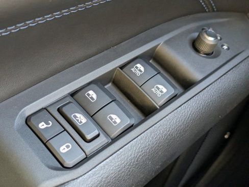 New 2026 Jeep Compass Latitude image 20