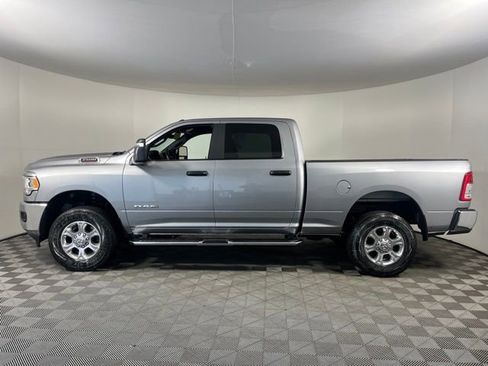 Used 2024 RAM 2500 Big Horn AWD/4WD image 4