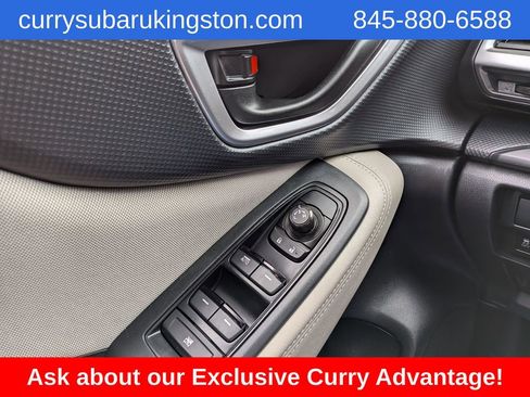 Used 2024 Subaru Forester AWD/4WD image 28