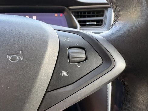 Used 2018 Tesla Model S 100D AWD/4WD image 17