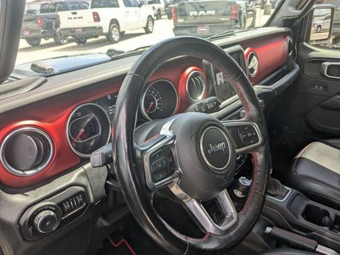Used 2021 Jeep Wrangler Unlimited Rubicon AWD/4WD image 10