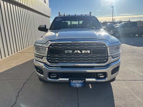 Used 2020 RAM 3500 Limited AWD/4WD image 2