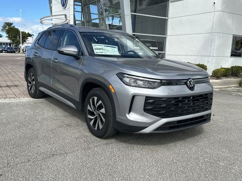 New 2026 Volkswagen Tiguan S image 4