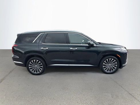 Used 2024 Hyundai Palisade Calligraphy AWD/4WD image 3