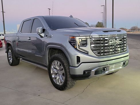 Used 2024 GMC Sierra 1500 Denali w/ Denali Reserve Package image 4