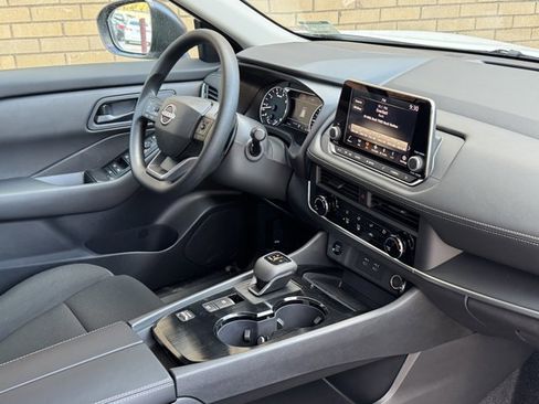 New 2026 Nissan Sentra SV w/ SV Convenience Package image 7