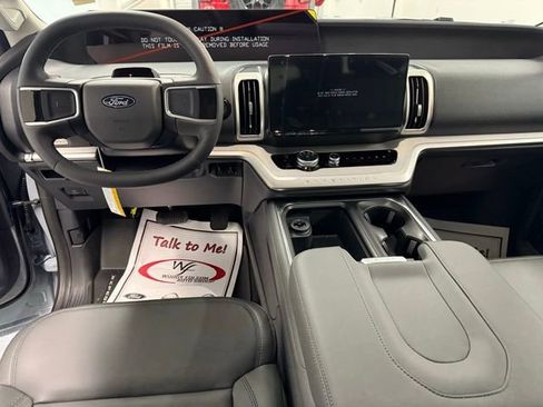 New 2026 Ford Expedition Max Active image 19