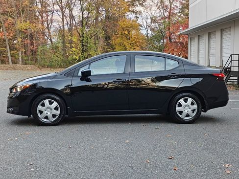 Used 2023 Nissan Versa S w/ Trunk Package image 6